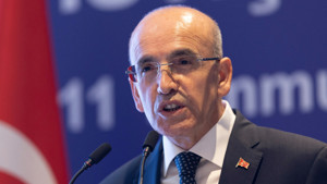 Bakan Şimşek cari denge verisini değerlendirdi: "Küresel pazarlardaki konum korunuyor"