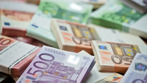 J. P. Morgan Özel Bankacılık stratejisti: ECB'nin faiz artışı enerji kaynaklı enflasyon risklerini yeniden gündeme taşıdı
