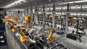 Otomotiv devleri fabrikaları robotlara teslim ediyor: BMW, Tesla ve Mercedes yarışta