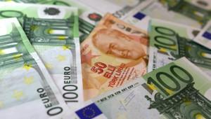 Euro ilk kez 40 lirayı aştı