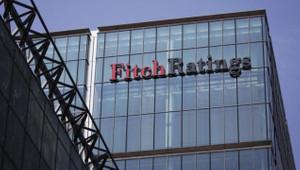 Fitch: Türk bankaları yüksek faizlerin yarattığı kısa vadeli baskı ile karşı karşıya