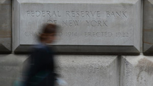 Fed, faizi 25 baz puan indirdi; büyüme tahminlerini yükseltti