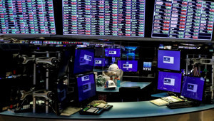 New York borsası Fed'in faiz kararı öncesi karışık seyirle açıldı