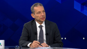 Erhan Aslanoğlu: Hürmü Boğazı kapatılırsa petrol 150 doları görebilir