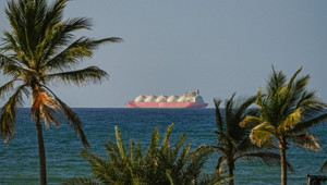 İran'dan Hürmüz Boğazı açıklaması: "Gemiler hareket etmesin!"