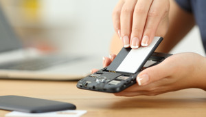 Tarihi karar geldi: 'Şarj az gidiyor diye telefon değiştirme' dönemi sona eriyor