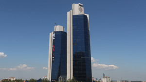 Akbank'tan yılın ilk çeyreğinde 19 milyar 143 milyon lira konsolide net kar