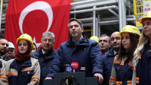 Bakan Bayraktar duyurdu: Yarım milyar dolarlık 3 yeni yatırım geliyor