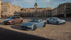 Maserati'den 100. yıla özel dev hamle: Yeni elektrikli ve hibrit modellerini tanıttı