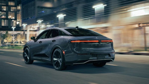 Toyota yakıt dostu yeni model otomobilini tanıttı: Türkiye'de satılacak mı? İşte fiyatlar...