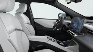 BMW'den araç sahiplerini kızdıran hamle: Kontağı çevirince reklam çıkıyor!