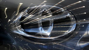 Toyota iki efsanesini Türkiye pazarı için tanıttı: Yeni kasa ve yeni fiyat açıklandı!