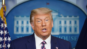 Trump'tan Fed'e faiz mesajı: "Yüksek faiz enflasyondan daha zararlı"