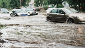 53 kent için sağanak uyarısı: Hangi illerde turuncu ve sarı alarm verildi?