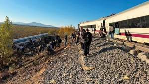 İspanya'da feci tren kazası: Ölenlerin sayısı artıyor