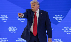 Davos'tan bir Trump geçti: Biz olmasaydık hepiniz Almanca konuşuyor olurdunuz