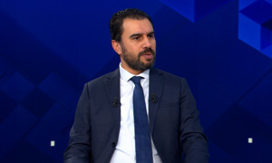 Yabancı girişlerin kesilebileceği ve tersine dönebileceği bir ortamda, yerliler piyasayı tutamaz