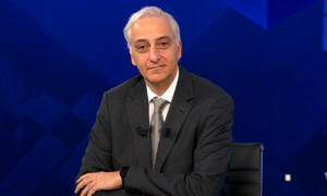 Dünyada bir borç problemi var ve bunun kaynağı Amerika