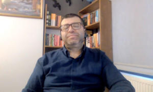 Üzeyir Doğan: "Piyasada fiyat her şeydir, ama değer her zaman fiyatın arkasındaki gerçek hikâyedir."