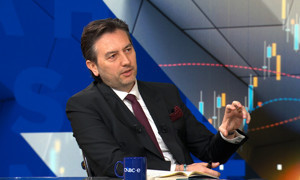 FED faiz indirecek mi? Kerem Aksoy küresel piyasaları yorumladı