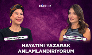 Güneş Altunkaş: Sosyal medyada herkes bu kadar renkliyse insanlar sokakta neden mutsuz?