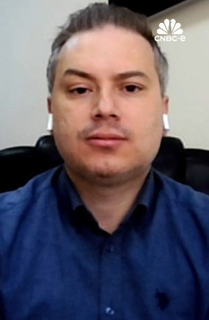 Okan Güray Bülbül, kadın çalışanların hakları ve emeklilere odaklanıyor