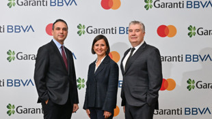 Garanti BBVA, Mastercard Teknolojisiyle Türkiye’de “bankacılık sektöründe ilk uçtan uca yapay zeka asistanlı e-ticaret” işlemini gerçekleştirdi