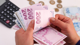 Bakan açıkladı: Bayram nedeniyle bazı maaş ve ödemeler öne çekildi