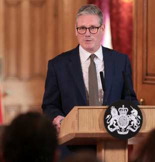 İngiliz siyasetinde Epstein depremi! Başbakan Starmer: "Verdiğim atama kararı yanlıştı"