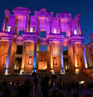 Türkiye’de gece müzeciliği başladı: Hangi müzeler açık, kaça kadar gezilebilir?