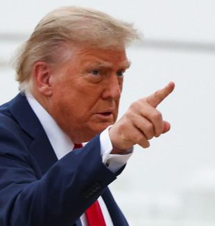 Trump’tan İran’a “kayıtsız şartsız teslim ol” çağrısı: ABD'nin savaşa katılımı an meselesi