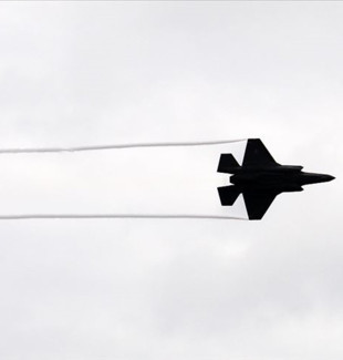 Hollandalı bakan iPhone'u örnek verdi: "F-35'lerin yazılımını kırabilirsiniz"