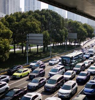 Çin’den sıfır lüks araçlara yeni vergi kararı