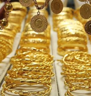 Altın haftayı ekside kapatmaya hazırlanıyor: Tahvil getirileri baskılıyor