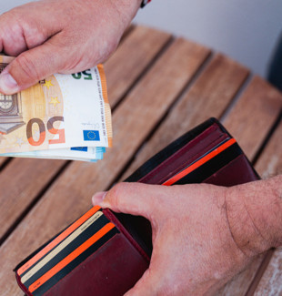 Asgari ücrette batı-doğu uçurumu büyüyor: 4 ülkede zam olmadı, Türkiye kaçıncı sırada?