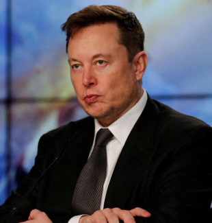 xAI ve SpaceX’ten birleşme sonrası ilk büyük hamle: 'Ay Üssü Alfa'