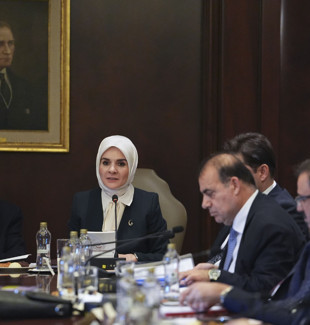 Bakan Göktaş: "Oyunları kapatmak, toptan yasaklamak gibi bir gündemimiz yok"