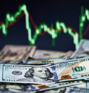 Dolarda yeni rota yükseliş mi düşüş mü? İki banka tahminlerini duyurdu