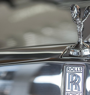 Rolls Royce'un kuralları baştan yazan elektriklisi, satışa çıkmadan tükendi