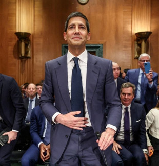 Fed Başkanlığına aday gösterilen Warsh, Senato Bankacılık Komitesi tarafından onaylandı