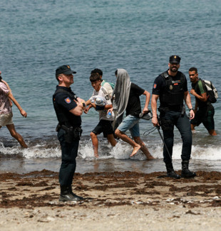 İspanya ve İtalya arasında kriz: Karşılıklı sınır kontrolleri başladı