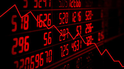 Asya'nın Wall Street'inde dengeler değişti: 2,5 trilyon dolar silindi
