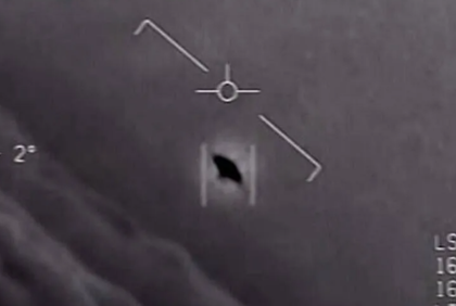 Pentagon UFO dosyalarını açtı: 1952'den gizemli görüntüler ortaya çıktı