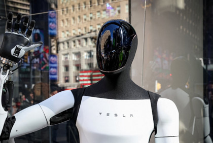 Tesla Optimus üretimini hızlandırdı: Robotun elleri darboğaz oldu