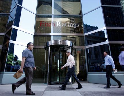 Fitch, İngiltere'nin kredi notunu teyit etti