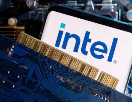 Intel CEO'su Pat Gelsinger emekli oldu: Hisseler yüzde 5 yükseldi