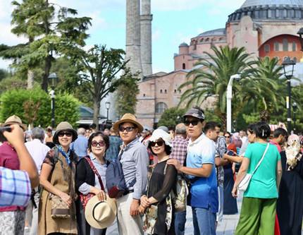 Türkiye'ye 2024'te 52,6 milyon yabancı turist geldi