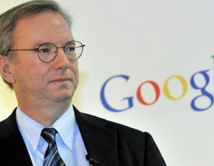 Eski Google CEO’su Schmidt'e göre yapay zeka destekli dronlar, geleneksel savaşın sonunu getiriyor