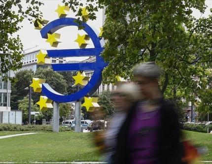 Euro Bölgesi'nde yıllık enflasyon ekimde yüzde 2 oldu