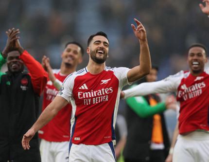 Arsenal rekor gelire rağmen zarar etti